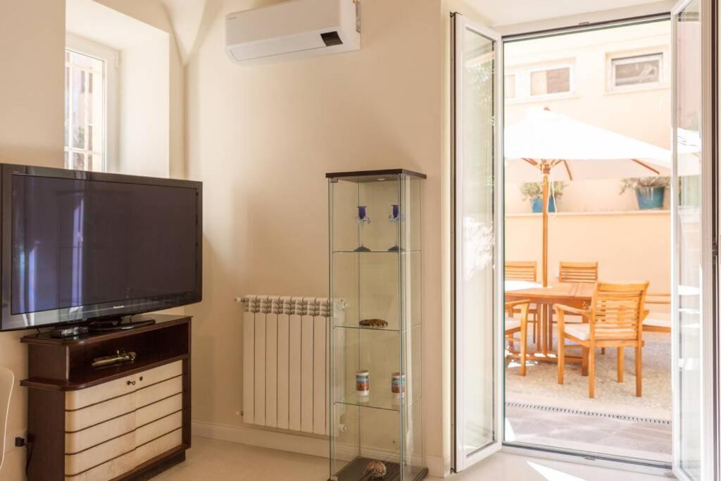 Romantica Apartment With Dehors Near San Giovanni Dış mekan fotoğraf